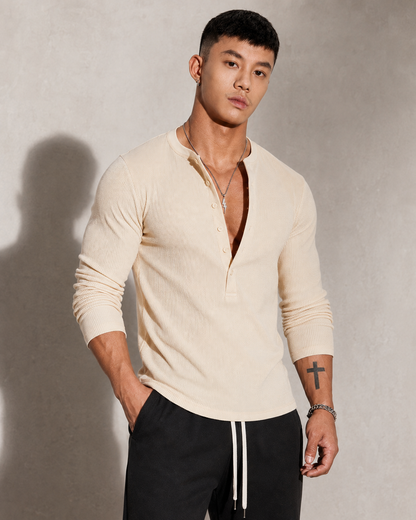 Pull en maille côtelée à manches longues et demi-boutonnage