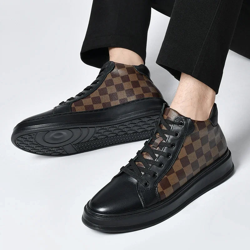 Klassische Schuhe aus echtem Leder