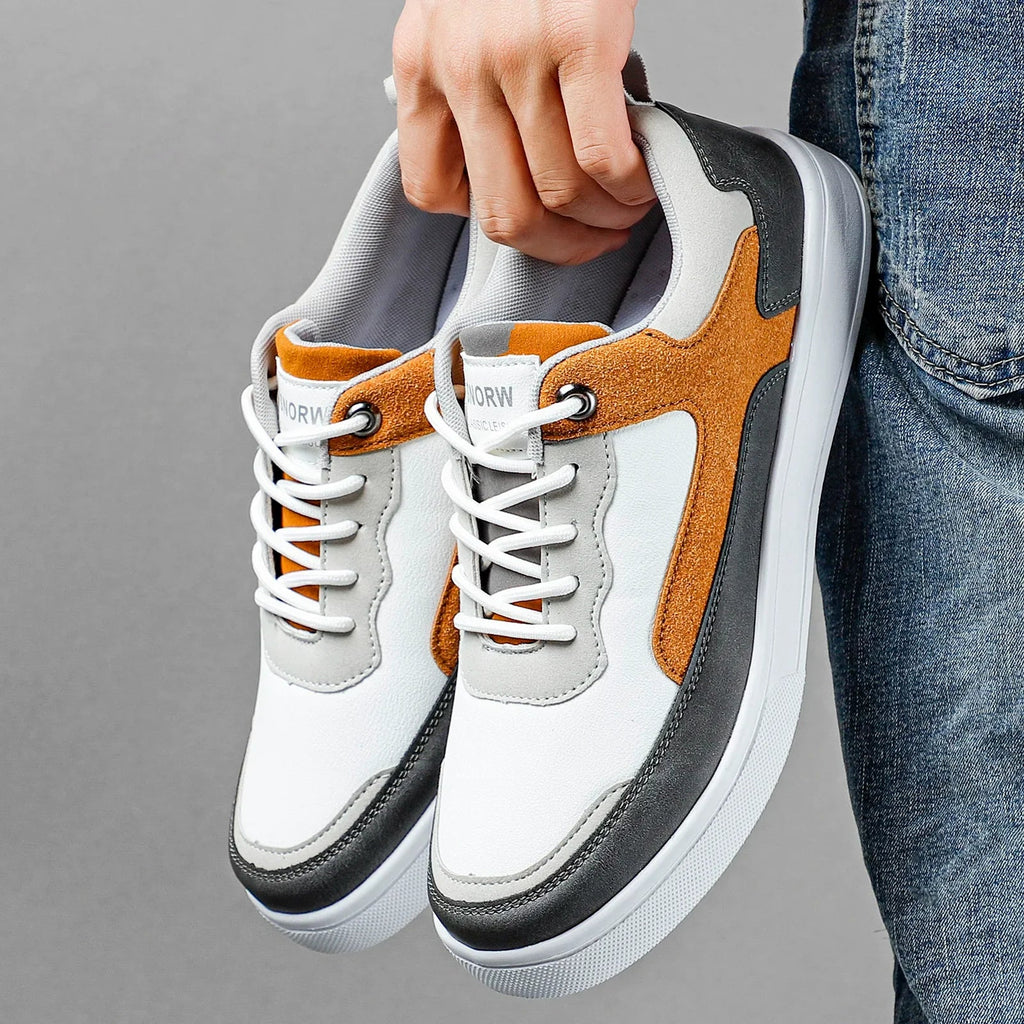 Adi Sneaker