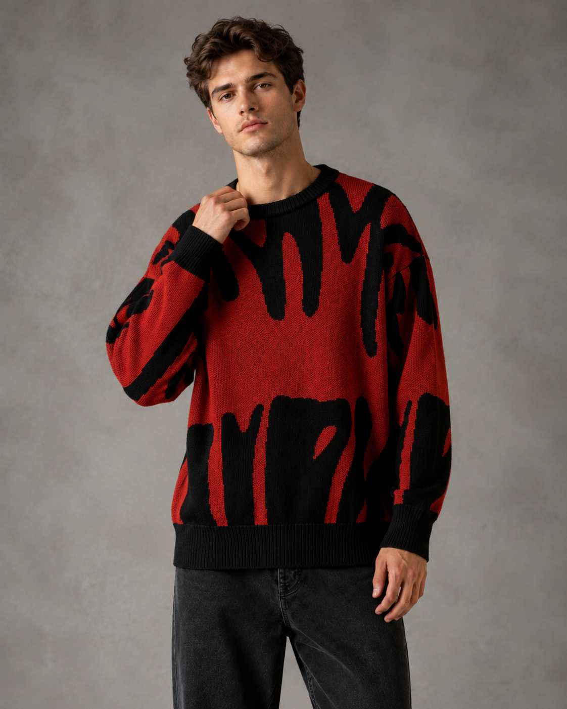 Maglione da uomo in maglia con motivo astratto e spalle scese